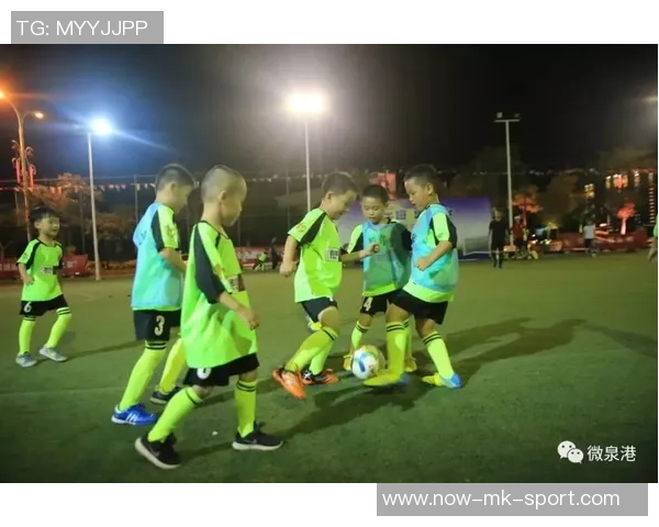 足球梦工厂诚邀热爱足球的你加入我们共同追逐梦想的团队